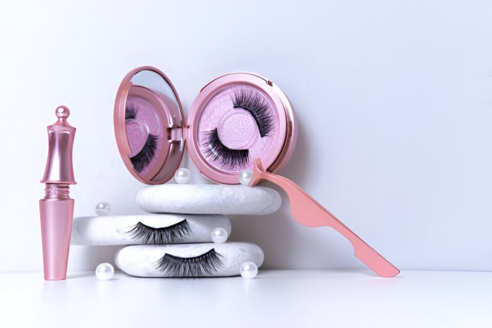 Magnetic Eyelashes