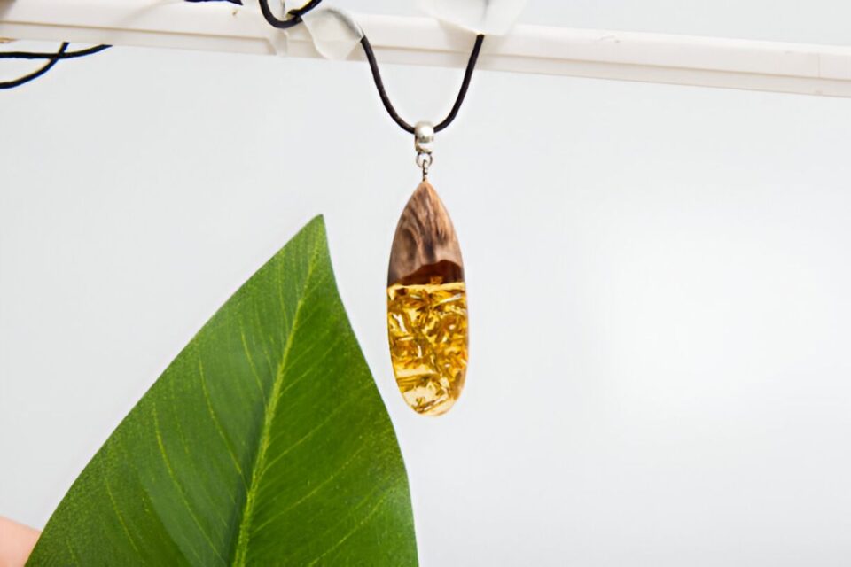 Pendant Cedar Wood